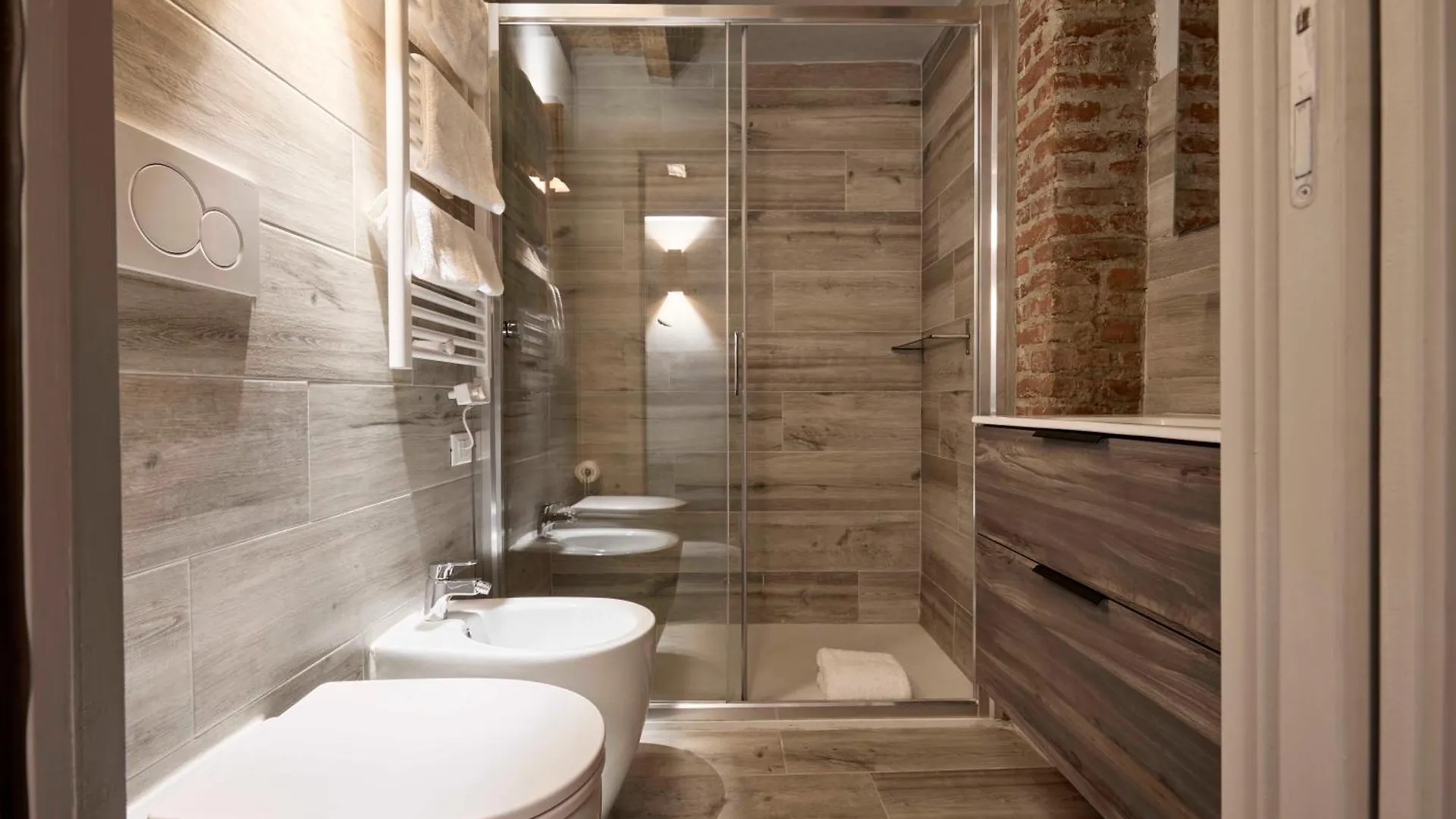 New Moon - Emme Loft Daire Milano